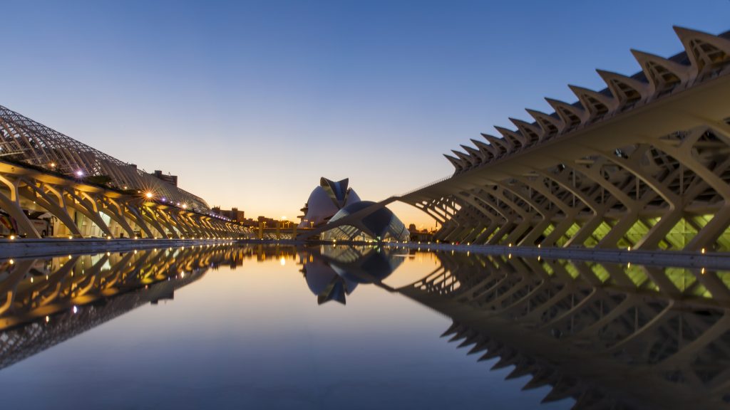 Mudanzas con Plataforma Elevadora en Valencia